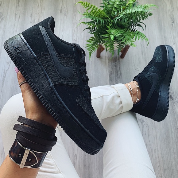 Nike Shoes - Nike air force 1 lv8 shimmer sneakers